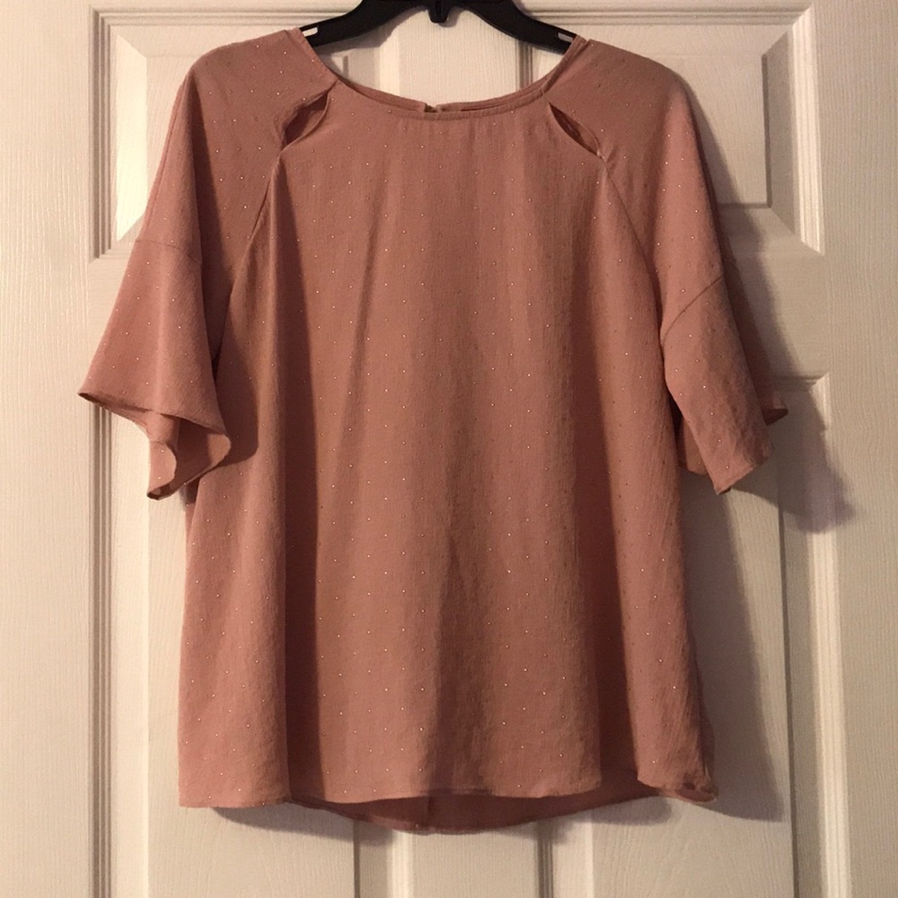 A Light Pink Shirt ✨